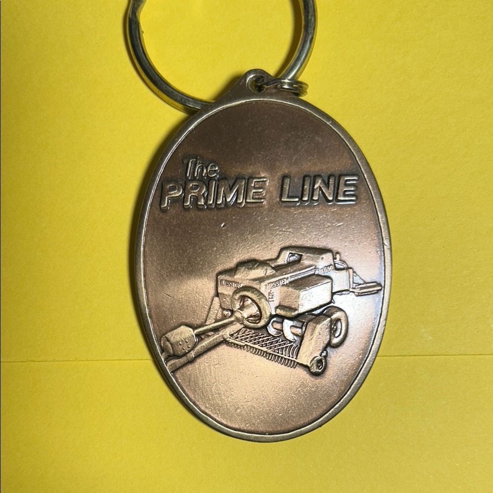 Hesston Farm Equipment ‘The Prime Line’1986 Ltd Ed  Keychain New old stock